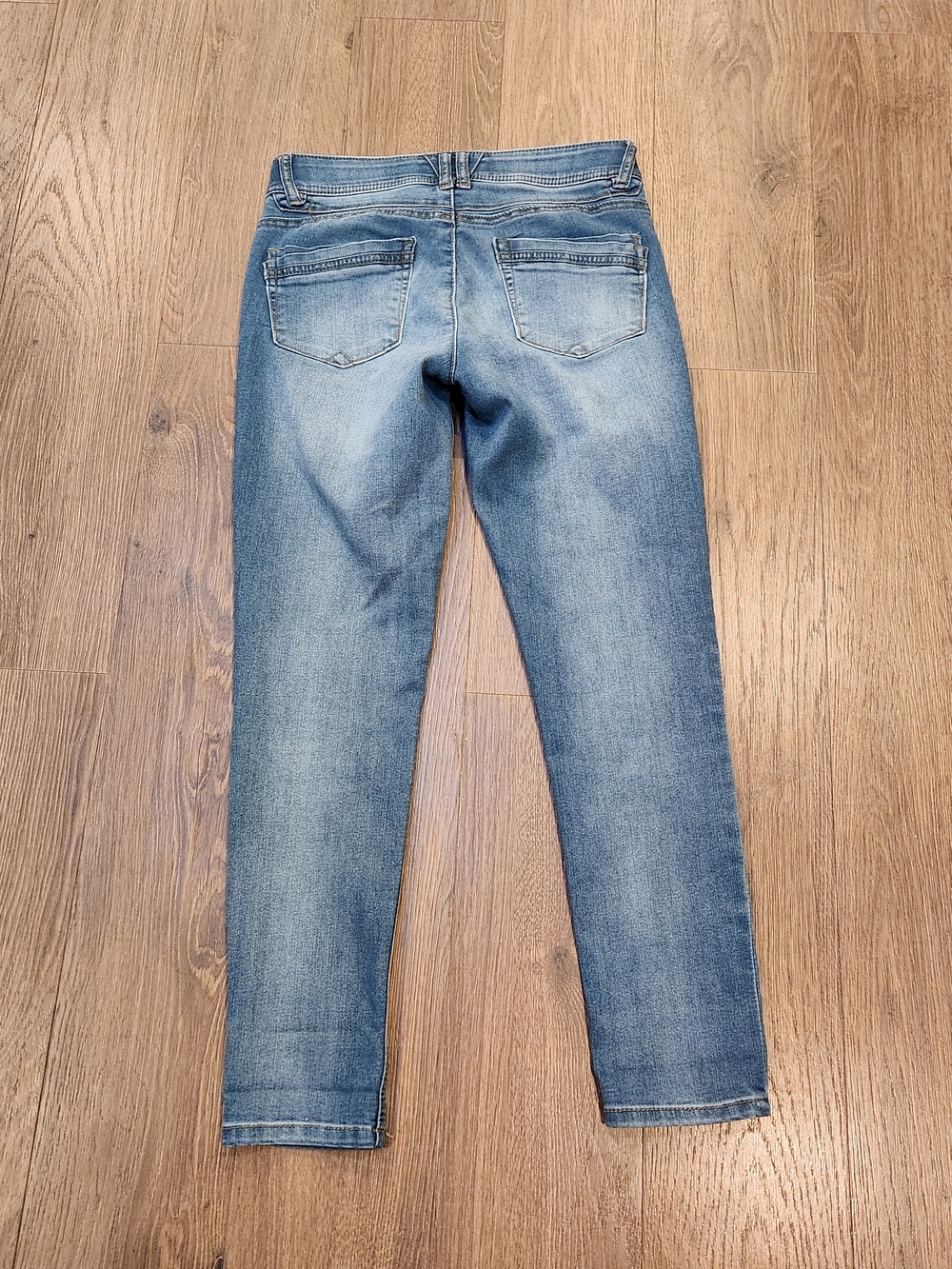 Democracy "Ab"solution Skinny Jeans – Medium Wash – Size 2 - Picture 8 of 10